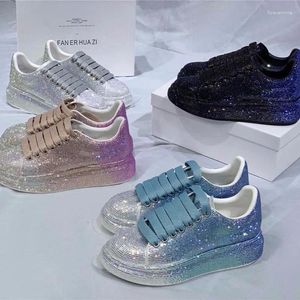 Casual Shoes Herumn Frauen Full Diamond Platform Sneakers Marke Designer Frauen Sport White Shine mit Strassschuhen788