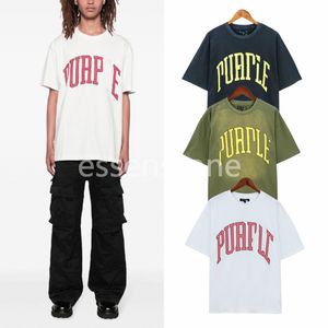 紫色のブランドデザイナーTシャツカラープリントコットンルーズカジュアルメンズとレディースの半袖ファッションシャツ