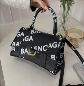 Modedesigner väskor små mini timglas totes kvinnor handväskor shopping pursar plånbok lyx pu läder med bokstav B logotyp
