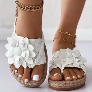 Mulheres flor plana flip flops mulher sandálias senhoras chinelos estilo boho trançado banda aberta toe sapatos casuais não deslizamento slides 240318