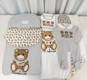 Designer Newborn bear letter printed sleeping bags Suits Babies cartoon cotton romper jumpsuit sleeping Bedding Blankets Hat Bib Diaper 5pcs Infant clothes S1284