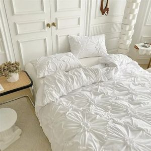 High Quality Three-dimensional Twist Flowers Bedding Set Queen Pinch Pleated Crafts Duvet Cover Set Double Blanket Cover Sets 240326