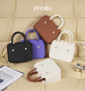 2024 Fashion Bag Den nya originalfärgkontrasten Cookie Bag Solid Color Handväska utsökta allt litet fyrkantigt väska på en axelväska kvinnlig plånbok