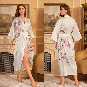 Hemkläder plus storlek Pyjamas Satin Nightgowns Luxury Ice Silk Floral Print Robe Bathrobe Homewear For Women