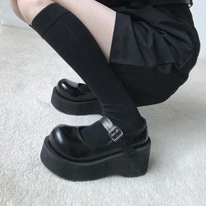 Модельные туфли в стиле ретро Лолита, Harajuku, кукла с большой головой, повседневные туфли на толстой подошве, женские туфли на танкетке в стиле панк, на высоком каблуке, готические черные сапоги
