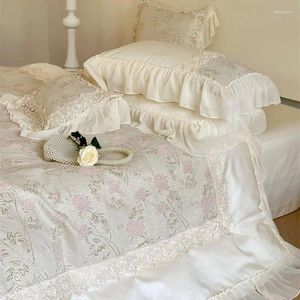 Bedding Sets Vintage Jacquard Rose Flower Lace Patchwork Set 120S Egyptian Cotton Chiffon Ruffles Duvet Cover Bed Sheet Pillowcases