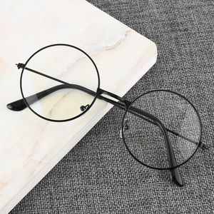 Retro Women's Small Round Frame Artistic Lightweight Anti-Blue Glasses All-Match Men's Flat Mirror Round Flat Mirror Stall Supply