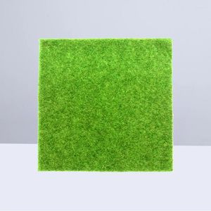 Tapetes Artificial Garden Grass Lifelike Lawn Fairy Moss DIY Craft Ornamento em miniatura para decoração de paisagem (15x15cm)