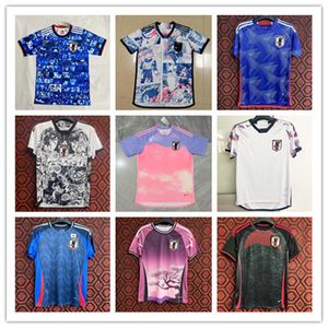 2024 Giappone Maglie Cartoon camicia classica UEDA ITO ISAGI ATOM TSUBASA MINAMINO DOAN KUBO MITOMA TOMIYASU ENDO NAKATA 22 23 24 Maglia da calcio uniforme giapponese