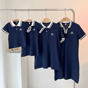 Pai-criança usar roupas infantis azul plolo manga curta vestido roupas de bebê criança mãe pai meninas meninos família jogo algodão 240323