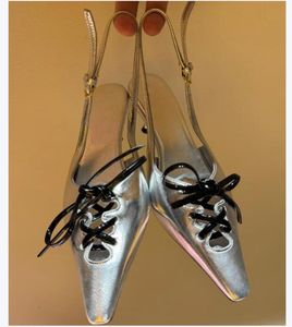 2024 Nuovi sandali AQUAZZURA Moda Donna Strass Decorazione Tacco alto Scarpe da festa Designer di lusso Scarpe di marca Mesh Hollow Toe Wrap Slingback in pelle beige