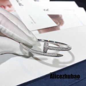 Pulseira Carts 18K Rose Gold Platinum Nail Pulseira Edição Ampla e Estreita sem Broca Cauda Diamante Completa Mesmo Estilo para Homens Mulheres