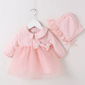 1歳のドレスプリンセスドレスガール秋の服ベビースカートコットンリネンガールトレジャーチルドレン服の女の赤ちゃんドレス
