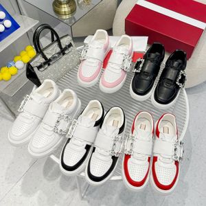 Sneakers mit Strass-Schnalle aus Leder Designer-Sneakers mit Spitze und Schnalle aus Leder Damen Luxusleder Schwarz Weiß Rosa Sneakers mit Strass-Schnalle Schuhgrößen 35-42