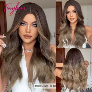 Perücken lange wellige braune Gold Ombre Highlight Synthetic Hair Perücken natürlicher mittlerer Teil Perücke für Frauen Afro Cosplay tägliche Hitze Resisitant