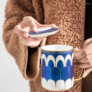 Kaffekrukor Creative Ceramic Cup med lock guldhandtag mugg frukost bordsartiklar mjölk affärsgåva