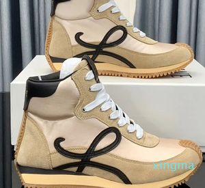 2024 High Top Shoes Spanish Designer Sneakers Womens Mens Fashion Casual Sneaker Bekväm inte halksula Toppläder