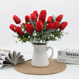 Dekorativa blommor hem trädgård dekor konstgjorda tulpaner pu silkduk hög kvalitet elegant plast kreativ bröllop centerpieces dekoration dekoration