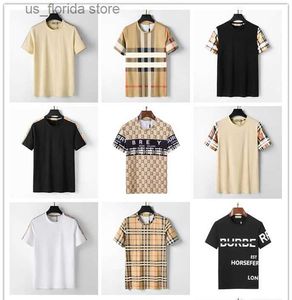 Mens TShirts Designer MenS TShirt Black And White Beige Plaid Stripe Brand Pure Cotton Breathable Slim Casual Shirt Strt Same Style MenS And WomenS Top Quality TShirt