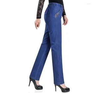 Calças femininas primavera/verão jeans feminino cintura alta em linha reta bordado de meia-idade e idosos tamanho grande elástico calças a735