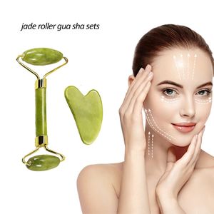 Rullo per il viso in giada naturale Gua Sha Set Cura della pelle Collo Massaggiatore per gli occhi Rilassante muscolare Allevia le rughe Strumenti di bellezza 240329