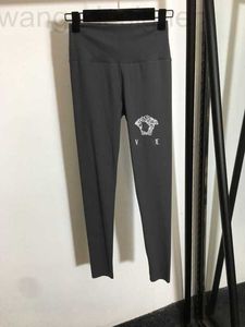 Leggings femininas designer 2023 outono moda novo retrato mítico carta reflexiva impresso elástico fino ajuste cuecas al68