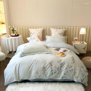 Set di biancheria da letto Lenzuolo azzurro ricamo estetico Set da 4 pezzi Copripiumino di alta qualità Copriletto in cotone