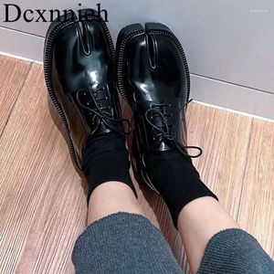 Freizeitschuhe Splitting Toes Echtes Leder Loafer Damen Retro Lace Up Single Herbst Winter Gummiband Spleißen Kurze Stiefel