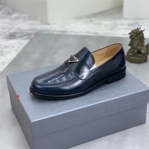 Sapatos masculinos italianos de designer, sapatos clássicos de couro formal para homens, sapatos de trabalho de escritório, oxfords, bico fino, couro envernizado, sapatos de negócios, tamanho 38-45