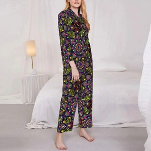 Hemkläder pajamas dam färgglada mandala sömnkläder prickar tryck 2 stycken vintage pyjama set långärmad kawaii överdimensionerad kostym