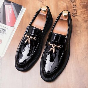 Casual Shoes Korean Style Mens Fashion Wedding Party Dresses Genuine Leather Tassels Slip-on Lazy Shoe Black White Summer Loafers Male