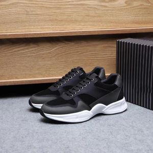 Scarpe casual 2024 Sneakers moda uomo Business Men Vera pelle