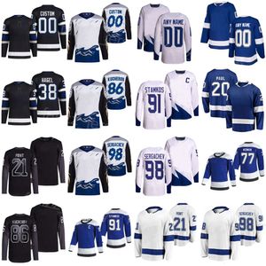 Alternativo 2024 Hockey 91 Steven Stamkos Maglie Donna Bambino Uomo 38 Brandon Hagel 98 Mikhail Sergachev 77 Victor Hedman 20 Nicholas Paul Nikita Kucherov Brayden Point