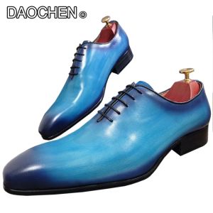 Botlar marka erkekleri oxford ayakkabı dantel yukarı sivri uçlu mavi siyah resmi elbise adam parlatma ayakkabıları düğün iş deri ayakkabılar erkekler