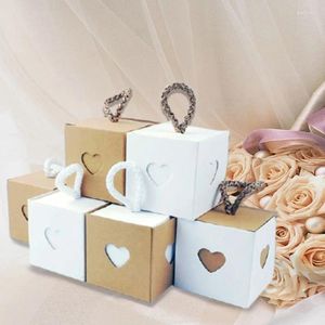 Envoltório de presente 50 pcs amor coração kraft papel caixas de doces papelão festa de casamento favor presentes caixa de embalagem corda chá de bebê decoração de aniversário