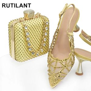 Ankünfte Sonderdesign Afrikanische Frauen Schuhe und Taschenset Spitzschuhpumpen für Party elegante Diamant-Hochzeitsschuhe Braut 240328