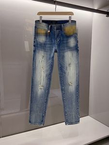 2024 primavera outono carta impressão zíper jeans masculino luz lavado longo lápis calças wcnz033