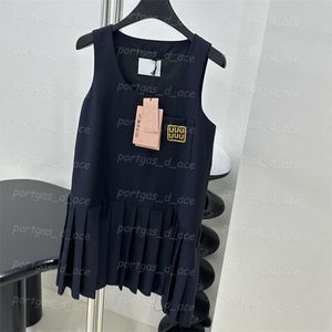 Sleeveless Women Dress Embroidered Letter Navy Tank Dresses Luxury Designer Pleated Skirt Elegant Suit Dress