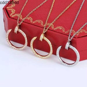 Classic nail inlaid diamond Pendant Necklaces Titanium steel designer for women men luxury jewlery gifts woman girl gold silver rose gold wholesale not Fade