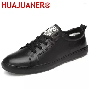 Scarpe casual Sneakers invernali da uomo con pelliccia Uomo in pelle crosta di mucca Designer per il tempo libero Sneaker in peluche primaverile Luxe maschile