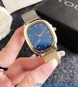 2024 till mode US Crystal Brand Wrist Shining Watch for Women Square Luxury Lady Girl Style Mesh Strap Band Quartz Watches Gift Free Frakt