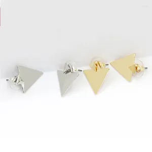 Studörhängen modern enkel stil liten piercing triangel stor hänge gyllene silver pläterad legering för kvinnor