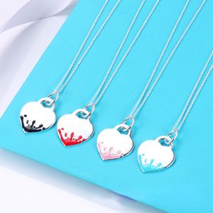 Unisex Designer Necklace Love Heart Necklace European Style Sweet Cool Ins Style Niche Sense High-grade Collar Bone Necklace