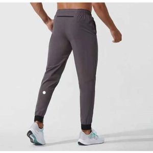 2024 lululemenI Womens Short Men Pants Yoga Outfit Sport Drawstring Gym Pockets Sweatpants Trousers Mens Elastic Absorbent and Breathable ki668