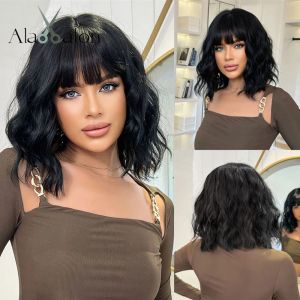 Perucas Alan Eaton Black Short Curly Synthetic Wigs com Bangs Mulheres Bob Wag Wig Hair de alta temperatura para festa de aparência natural