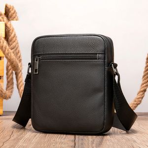 Genuine Leather business shoulder bag Mens Crossbody Bag Vintage Fashion Casual man trend inclined Travel Messenger Male 240328