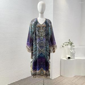 Abiti casual Collezione 2024 Viola Blu Stampa leopardata Diamanti Scollo a V pressato Abito longuette ampio oversize Manica lunga Alta qualità