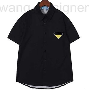 Polo da uomo firmate Designer da uomo Lettera P Modello a triangolo T-shirt da donna Cartoon Cat Camicie traspiranti Stampa a righe Street Risvolto Abbigliamento manica corta BE9E