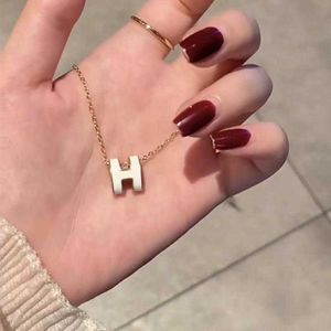 Letter Fashion Classic accessories Korean version light luxury necklace womens style fashion 1 to 1