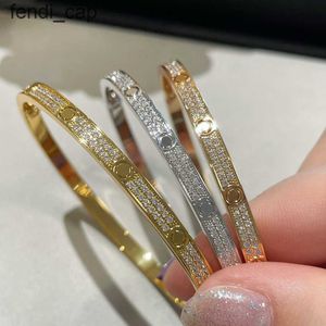 artier Bracciale Gioielli di design di lusso di fascia alta Oro Alta edizione Uomo Due file di diamanti Stretti femminili placcati 18 carati Rosa chiaro con scatola originale